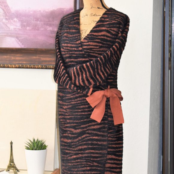 NEW J.O.A Anthropologie Zebra Print Sweater Duster - Picture 6 of 13